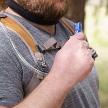 Cargar imagen en el visor de la galería, Ozark Trail 44093 - Mochila de Hidratacion para Adulto - Capacidad 2 Litros
