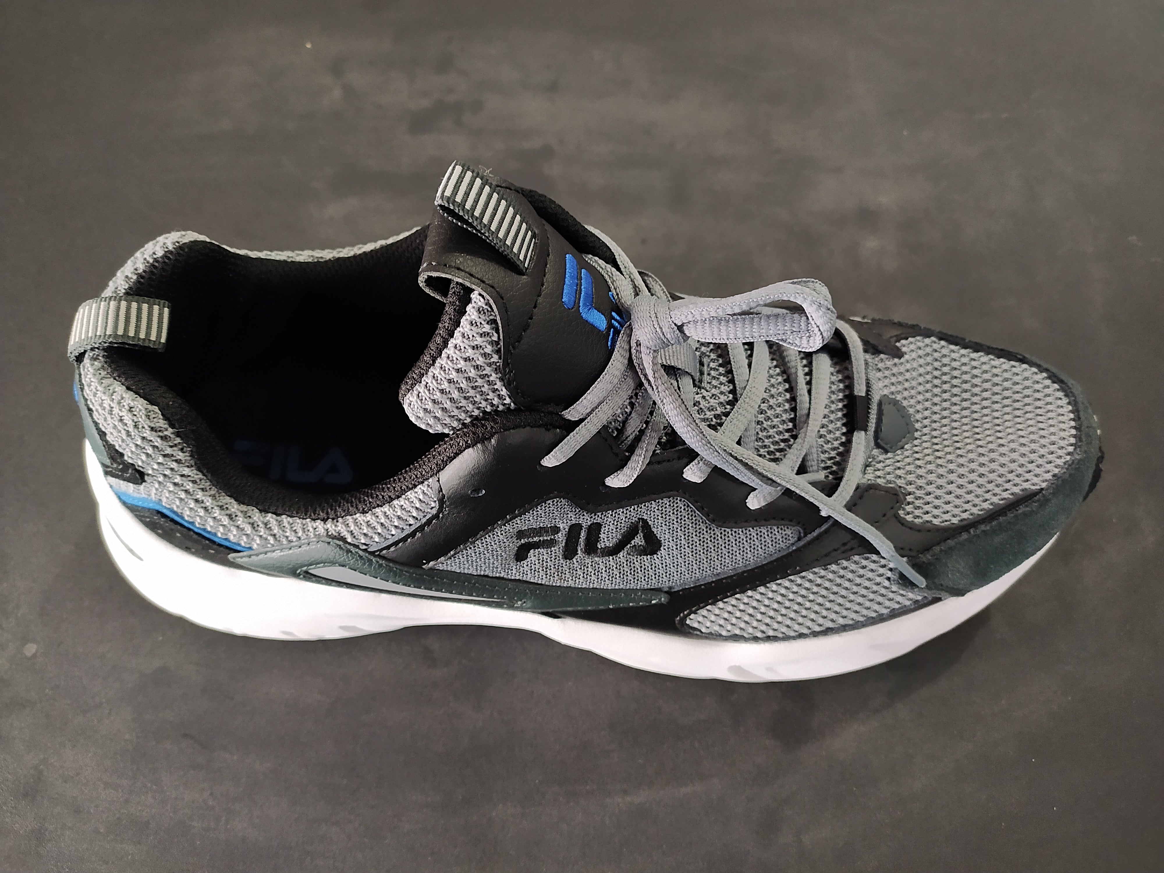 Tenis fila precio outlet usa